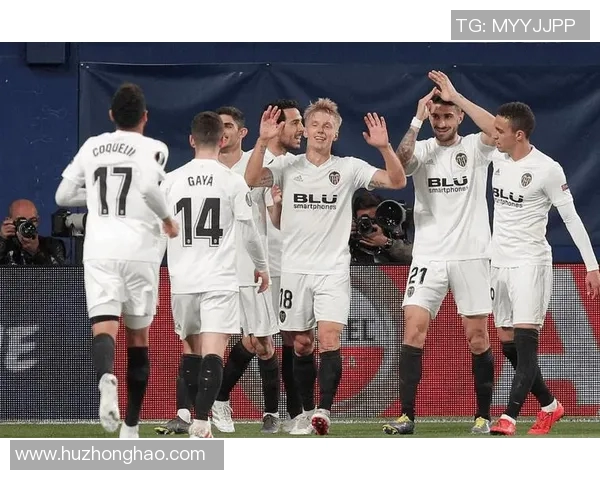 巴伦西亚二队门将表现抢眼,西甲豪门球探密切关注 巴伦西亚二队门将表现抢眼,西甲豪门球探密切关注