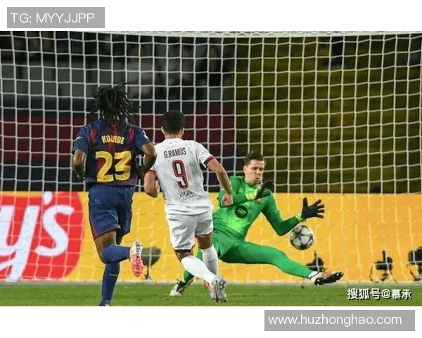 巴萨球员集体出国休假引发球迷不满,巴尔韦德火力全开训练队形 巴萨球员集体出国休假引发球迷不满,巴尔韦德火力全开训练队形